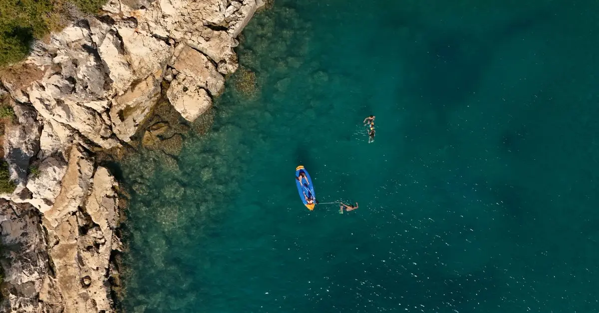 Les meilleures destinations pour le kayak en mer