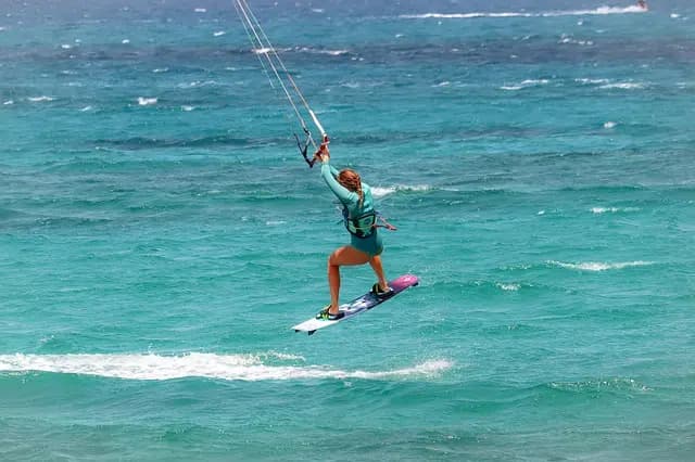 Guide complet pour débuter le kite surf facilement